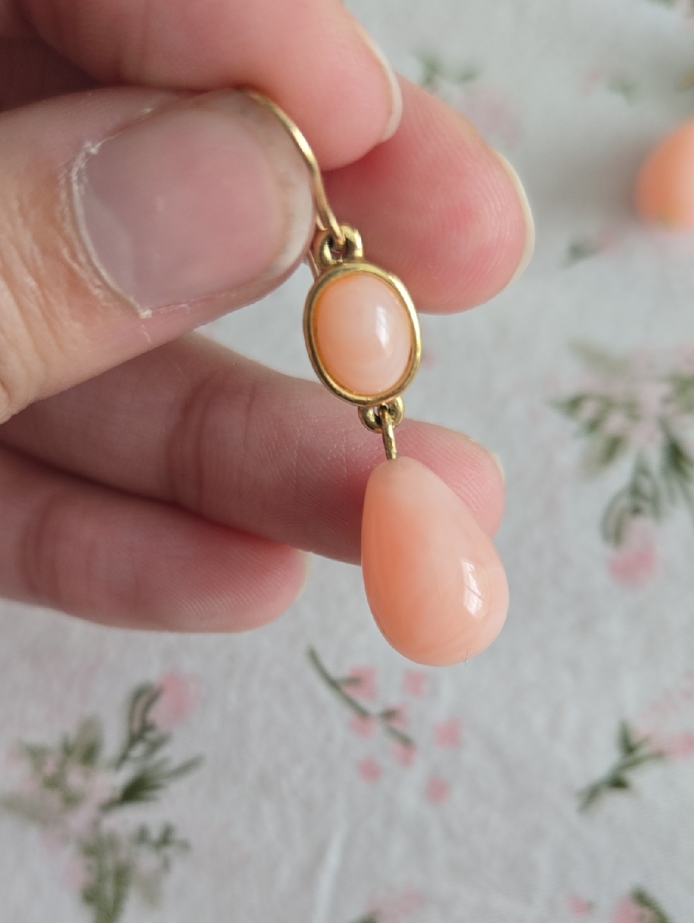 Gold-Plated Pink Teardrop Drop Earrings - Elegant Women Jewelry - Picture 2 of 3